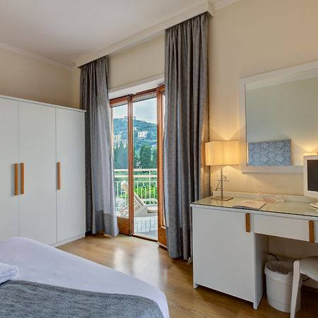 Boutique Hotel Regina Сорренто Екстер'єр фото