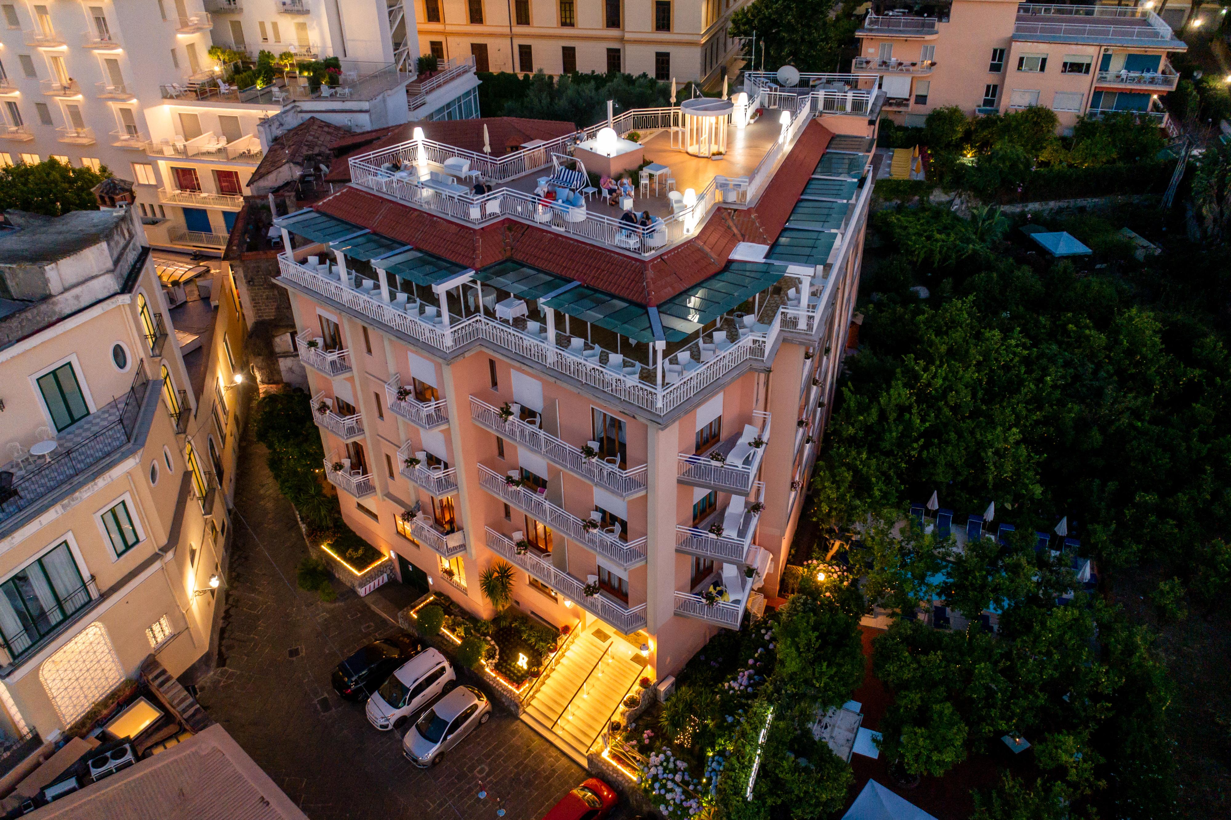 Boutique Hotel Regina Сорренто Екстер'єр фото