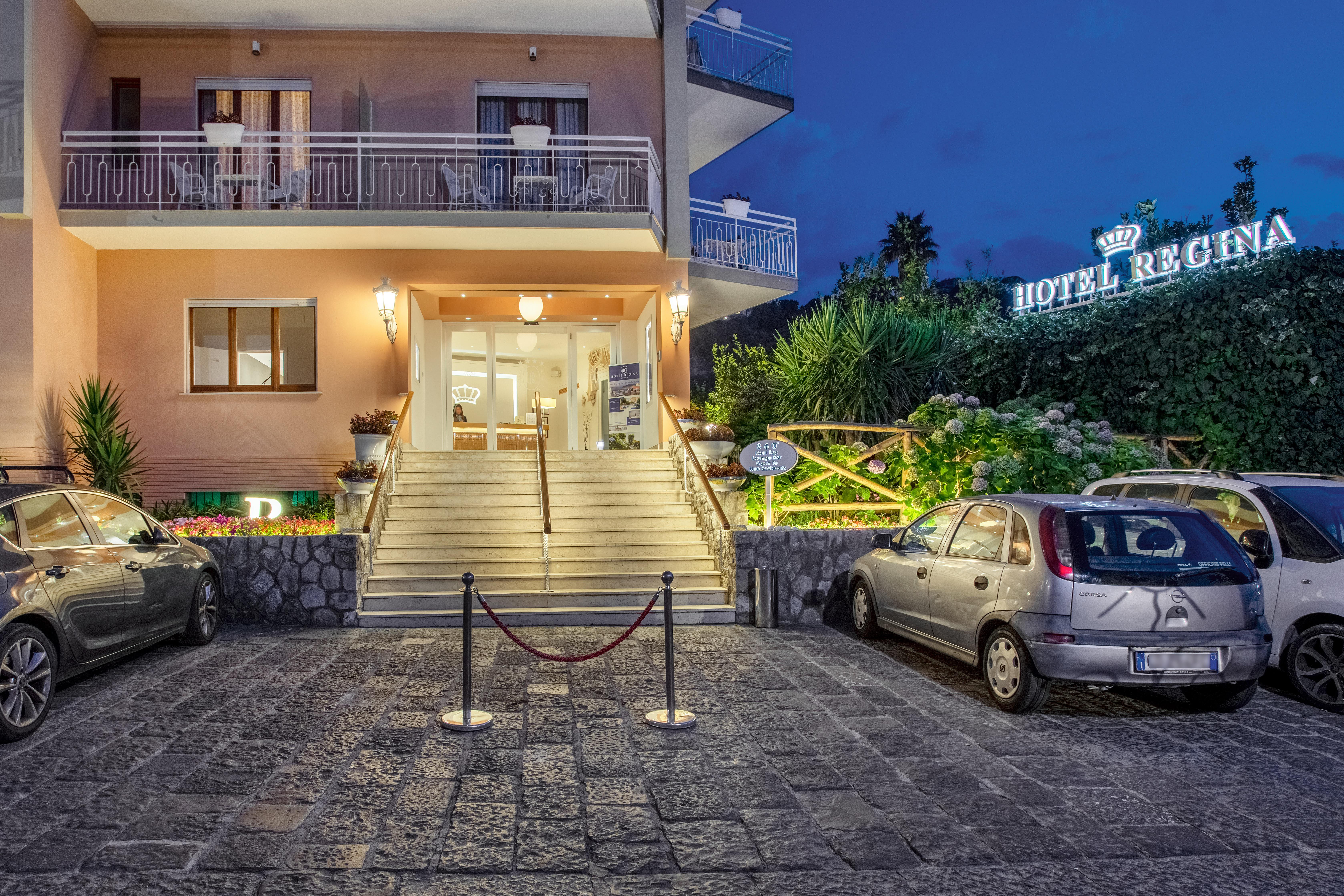 Boutique Hotel Regina Сорренто Екстер'єр фото