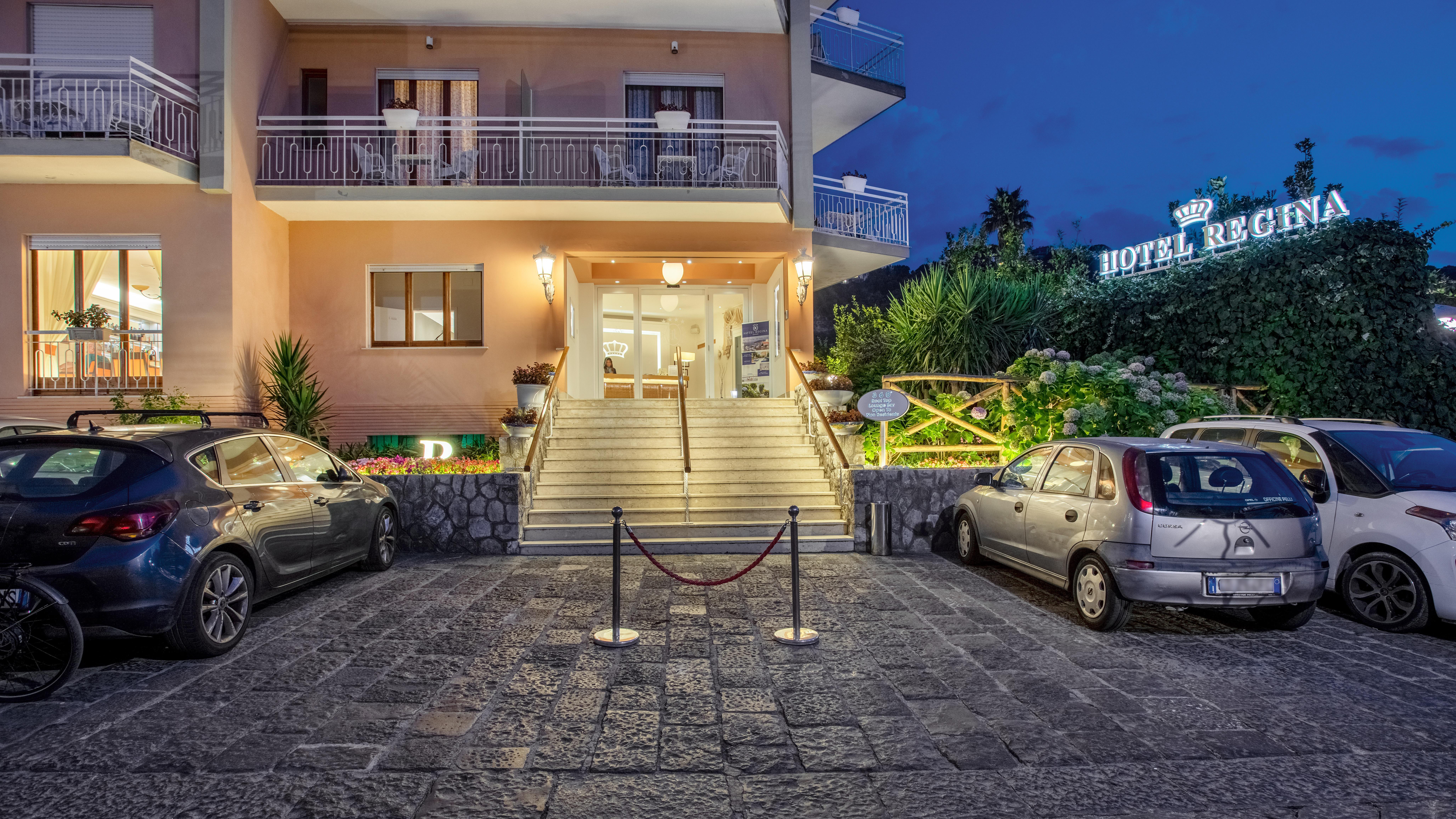 Boutique Hotel Regina Сорренто Екстер'єр фото